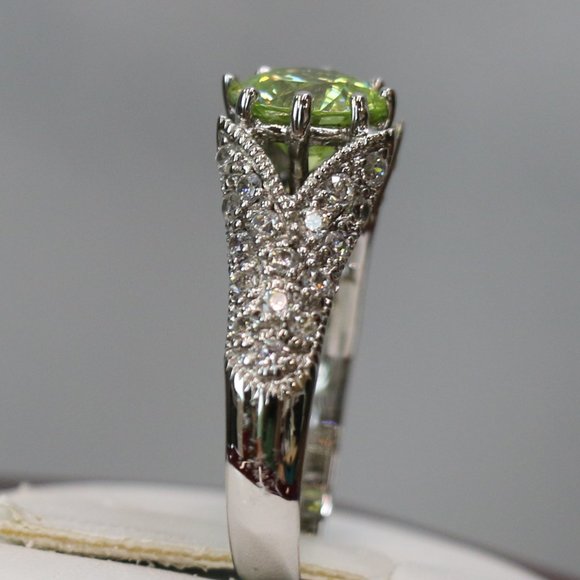 Buy D NWOT Esposito Sterling Diamonique Peridot Ring